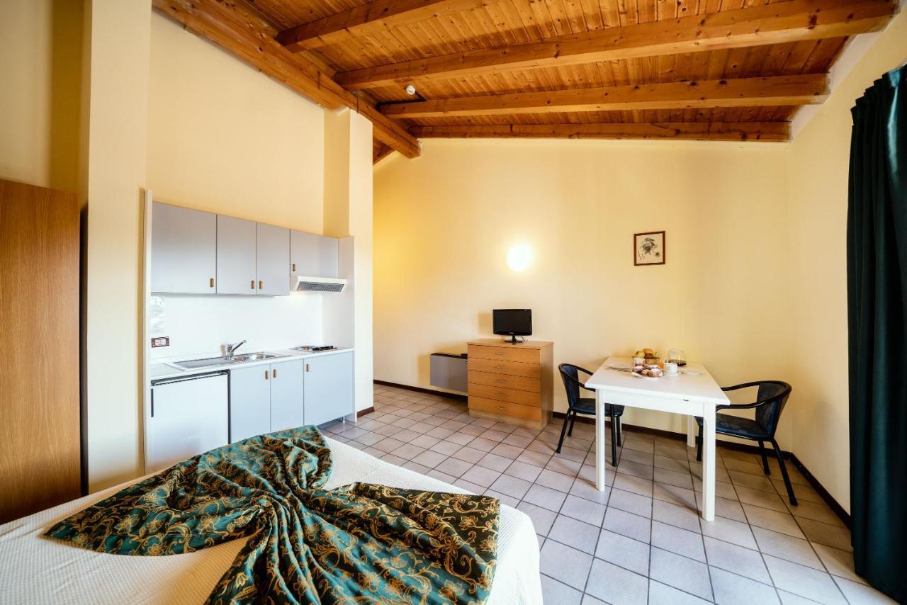 Hotel Residence Campi Tremosine Zimmer foto
